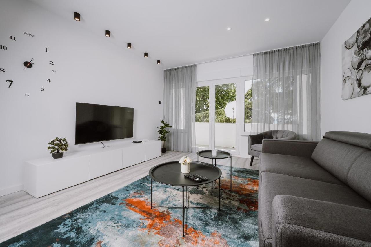 Tara Appartement Rijeka Buitenkant foto