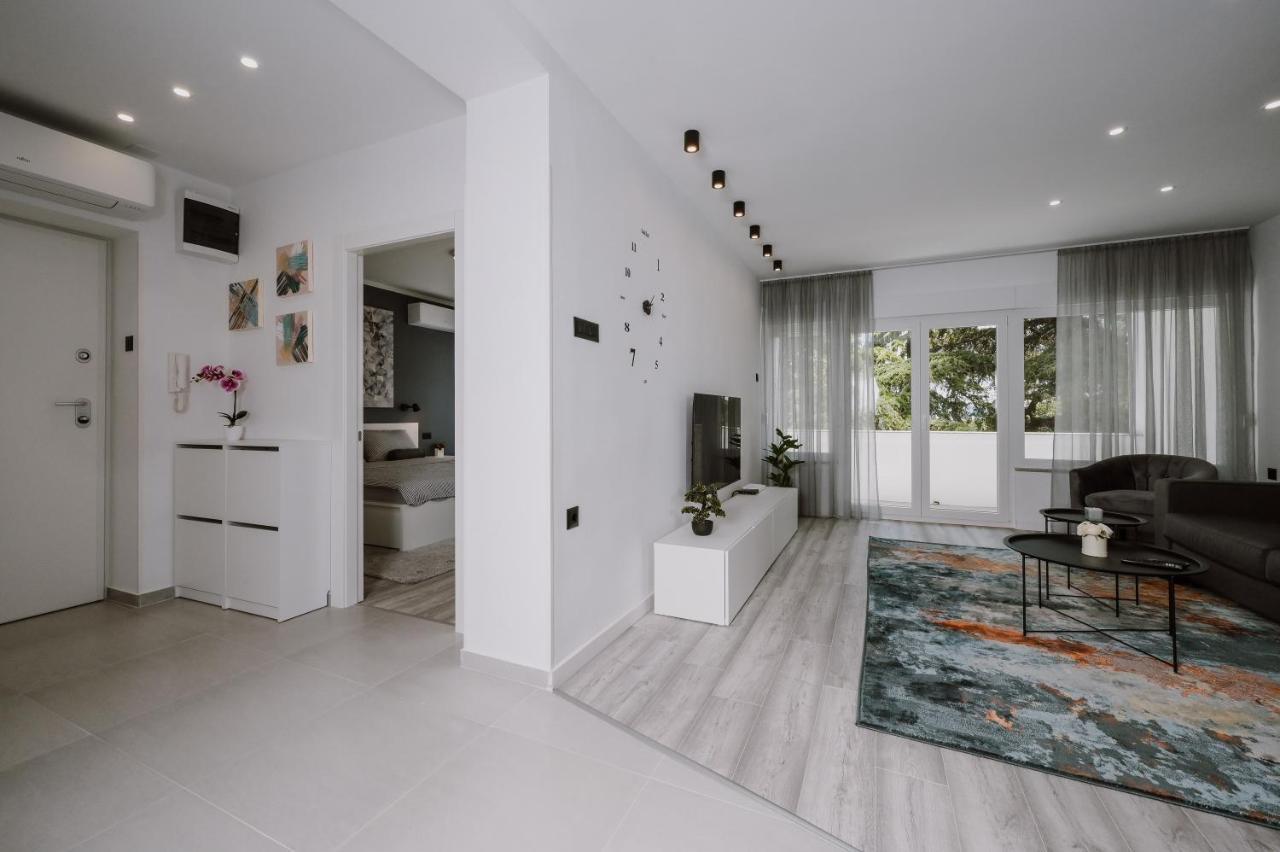 Tara Appartement Rijeka Buitenkant foto