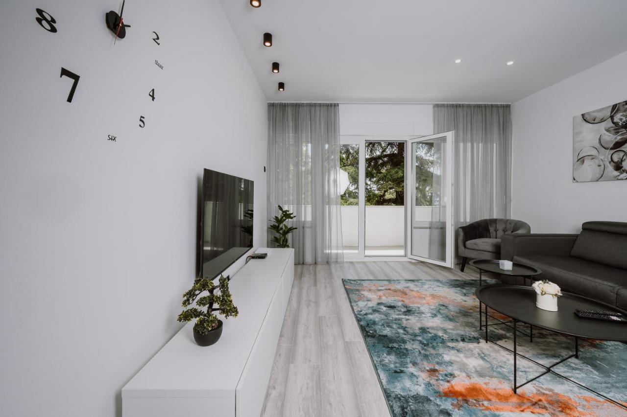 Tara Appartement Rijeka Buitenkant foto